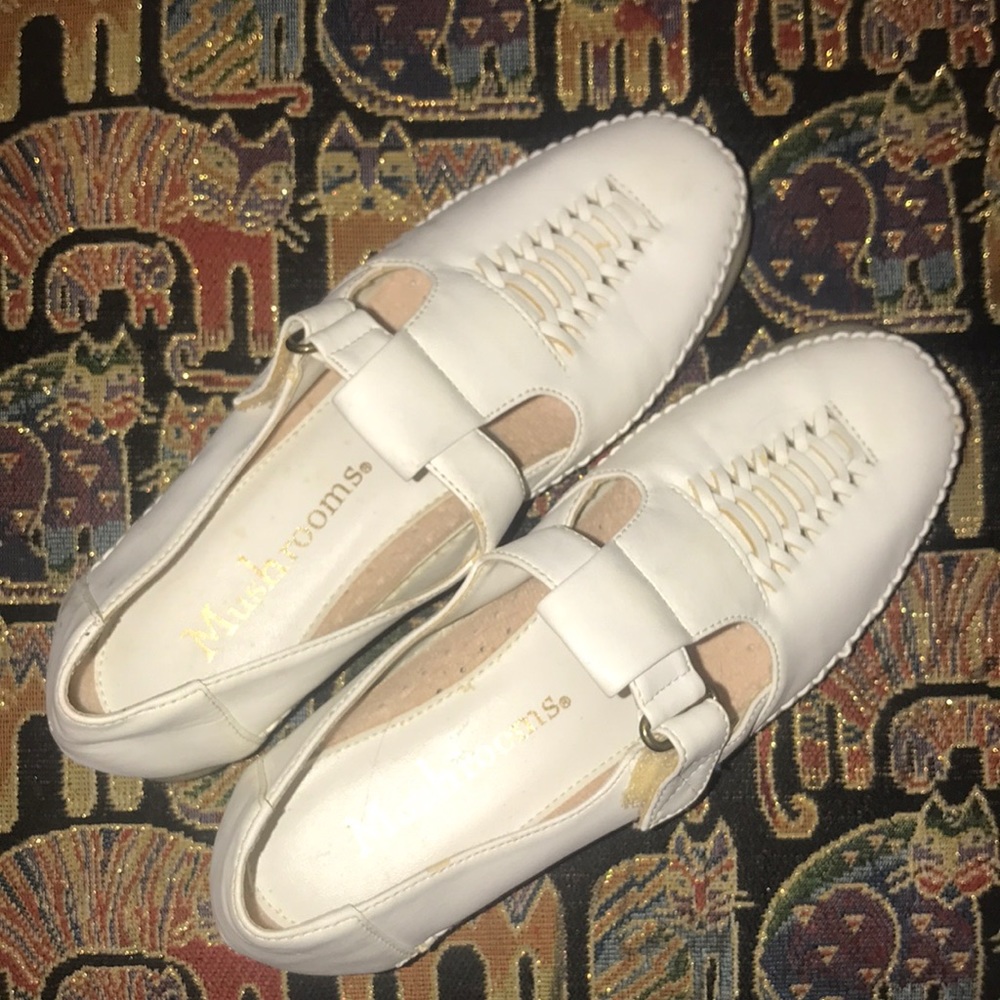 Vintage Mushroom Mary Jane Shoes